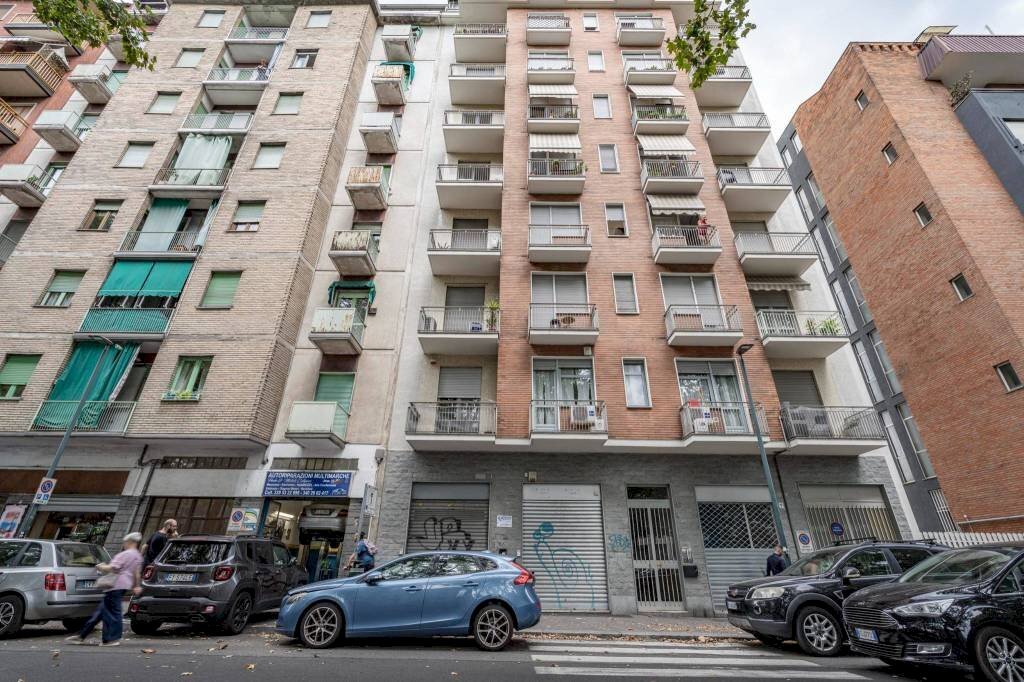 Facciata - Trilocale corso Novara, 95, Torino (zona Barriera Milano) - foto 1