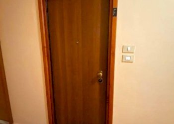 Ingresso - Bilocale via Giuseppe Francesco Medail, 57, Bardonecchia - foto 7