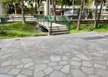 Giardino - Appartamento via Giuseppe Francesco Medail, 57, Bardonecchia - foto 3