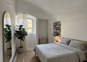 Camera da letto - Bilocale piazza Sardi, 9, Sanremo - foto 5