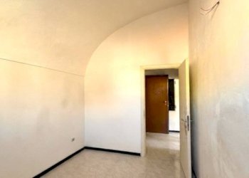 Camera da letto - Bilocale piazza Sardi, 9, Sanremo - foto 8