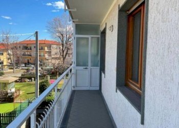 Balcone - Quadrilocale via San Maurizio, 4, Cuneo (zona Donatello) - foto 9