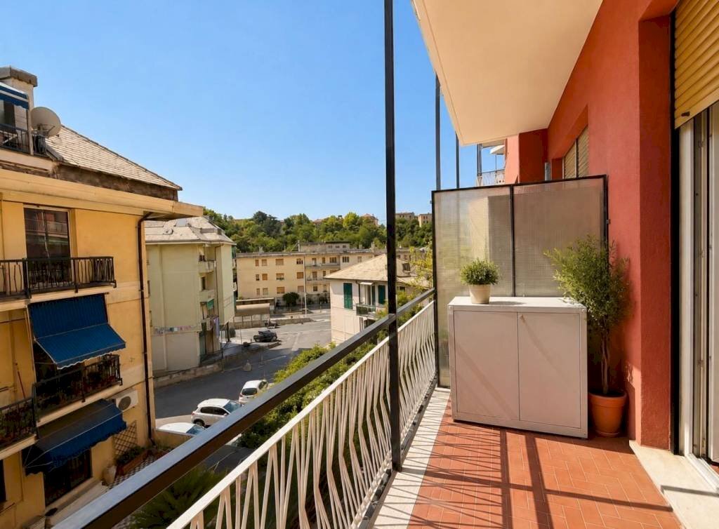 Balcone - Appartamento via Giovanni Descalzo, 20, Genova (zona Quarto) - foto 2