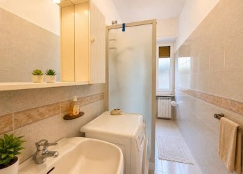 Bagno - Two-room apartment via Giovanni Descalzo, 20, Genova (neighborhood Quarto) - photo 11