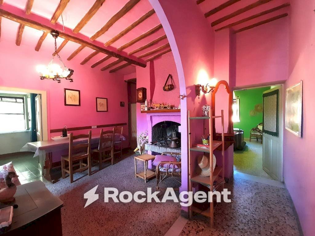 Salone - Four-room apartment via Santa Maria Maddalena 16 acquapendente, Acquapendente - photo 3