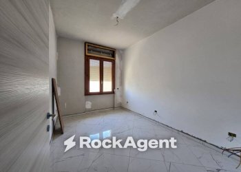 Camera da letto - Appartamento via Roma, 61, Casarano - foto 14
