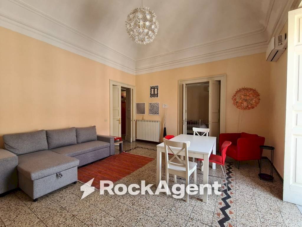 Salone - Three-room apartment via Vittorio Emanuele II, 108, Catania - photo 3