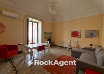 Salone - Three-room apartment via Vittorio Emanuele II, 108, Catania - photo 31