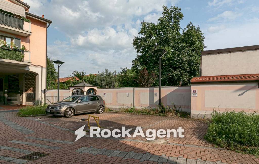Posto macchina - Negozio via Monzese, 14, Segrate - foto 2