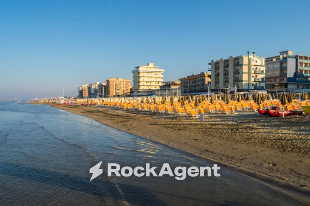 Zona - Stabile - Palazzo via Plava, 12, Bellaria-Igea Marina - foto 1