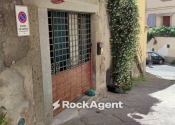 Ingresso - Magazzino via San Rocco, 3, Viterbo - foto 1