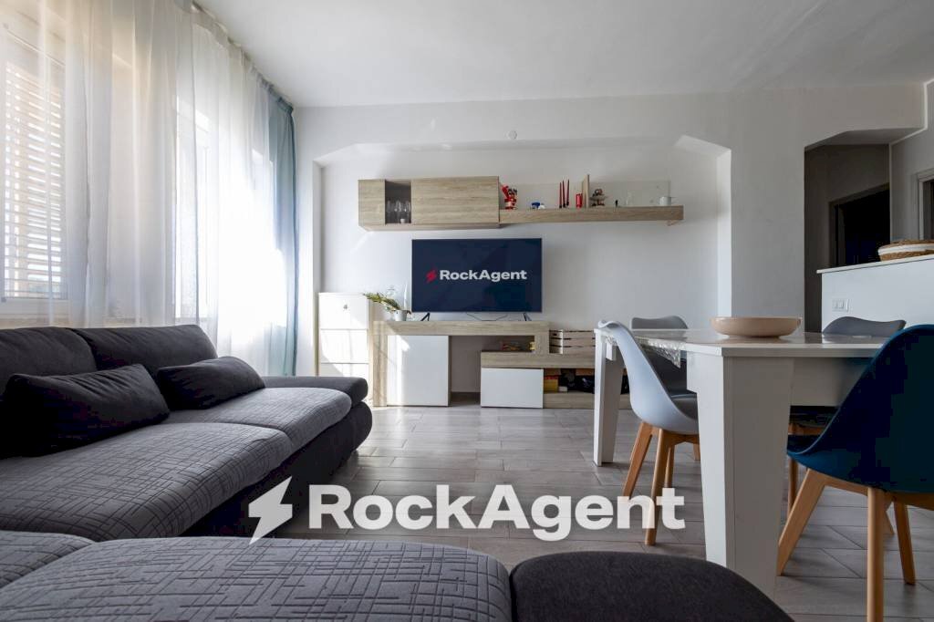 Salone - Three-room apartment traversa Barlaam da Seminara, 9, Catanzaro - photo 1
