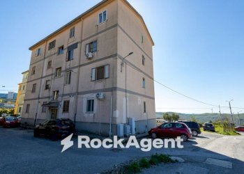 Facciata - Three-room apartment traversa Barlaam da Seminara, 9, Catanzaro - photo 3
