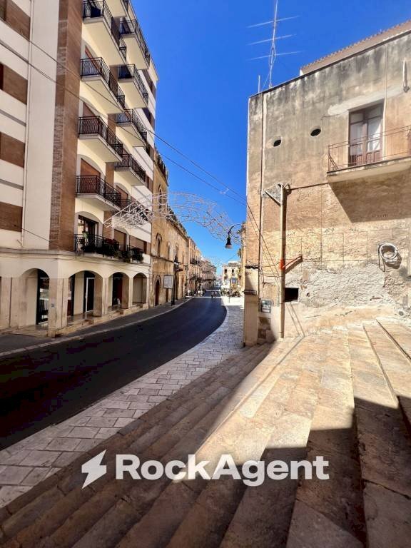 Zona - Three-room apartment vicolo Bevilacqua, 5, Sciacca - photo 1