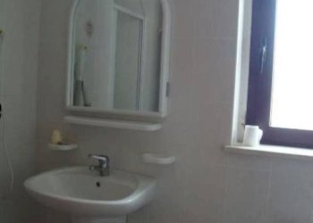 Bagno - Stabile - Palazzo via Martin Luther King, San Giovanni Rotondo - foto 9