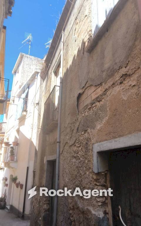 Facciata - Casa indipendente corso Umberto I, Gioiosa Ionica - foto 3