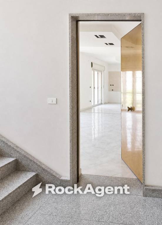 Interno palazzo - Trilocale via Scafati, 13, Poggiomarino - foto 3