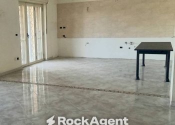 Salone - Trilocale via Scafati, 13, Poggiomarino - foto 8
