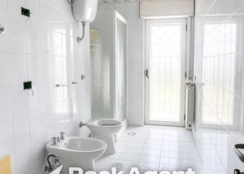 Bagno - Trilocale via Scafati, 13, Poggiomarino - foto 26