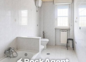 Bagno - Trilocale via Scafati, 13, Poggiomarino - foto 29