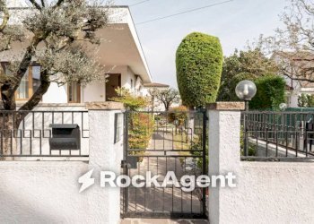 Ingresso - Villa via I. Nievo, 28, Ponte San Nicolò - foto 26