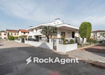 Zona - Villa via I. Nievo, 28, Ponte San Nicolò - foto 34