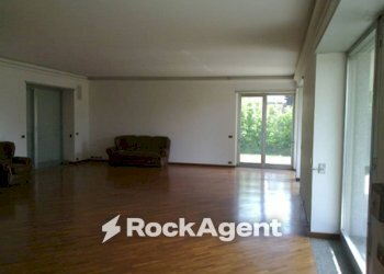 Salone - Villa via Mariotto, 19, Chignolo Po - photo 26