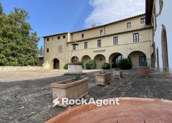 Cortile interno - Two-room apartment via Alcide De Gasperi, Palaia - photo 3