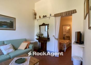 Salone - Two-room apartment via Alcide De Gasperi, Palaia - photo 25