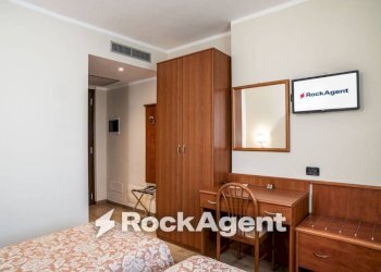 Camera da letto - Hotel via Frazione Mezzano, 117, Sannazzaro de' Burgondi - photo 3