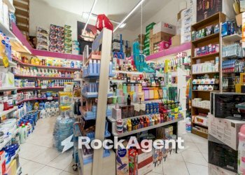 Interno non residenziale - Negozio via Francesco Crispi, 228, Catania - foto 8