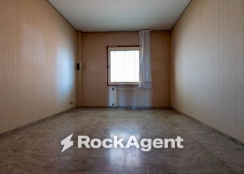 Camera da letto - Appartamento via Madonna dei Cieli, 45, Catanzaro - foto 10