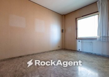 Camera da letto - Appartamento via Madonna dei Cieli, 45, Catanzaro - foto 11