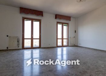 Cucina - Appartamento via Madonna dei Cieli, 45, Catanzaro - foto 13