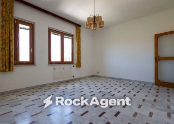Cucina - Appartamento via Madonna dei Cieli, 45, Catanzaro - foto 23