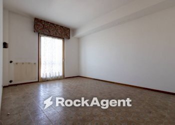 Cucina - Appartamento via Madonna dei Cieli, 45, Catanzaro - foto 25