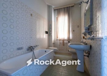 Bagno - Appartamento via Madonna dei Cieli, 45, Catanzaro - foto 29