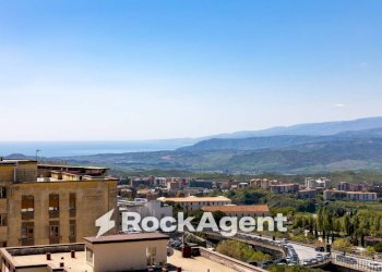 Vista - Appartamento via Madonna dei Cieli, 45, Catanzaro - foto 32
