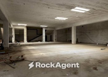 Magazzino - Shed via Trento e Trieste, 137, Millesimo - photo 2
