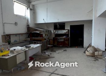 Magazzino - Shed via Trento e Trieste, 137, Millesimo - photo 8
