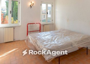 Camera da letto - Casa indipendente via Circonvallazione, 19, Castiglione Tinella - foto 16