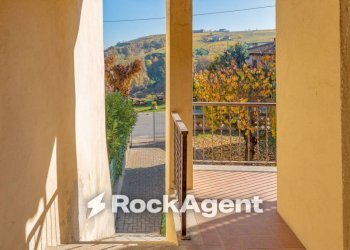 Terrazzo - Casa indipendente via Circonvallazione, 19, Castiglione Tinella - foto 19