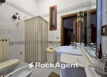 Bagno - Stable - Palace via Principe di Napoli, 31, Carmiano - photo 13