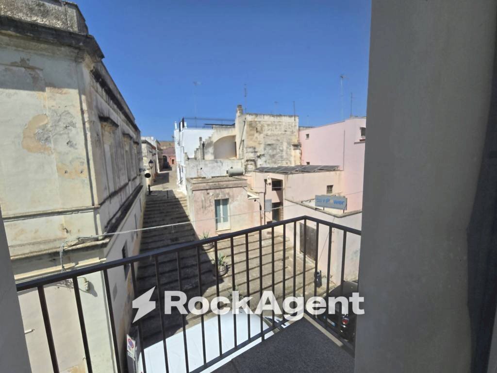 Balcone - Appartamento via Roma, 61, Casarano - foto 1