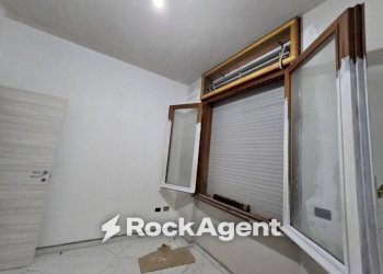 Camera da letto - Appartamento via Roma, 61, Casarano - foto 12