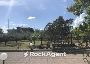 Giardino - Villa via Borgomanero, 36, Roma - foto 18