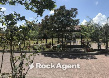 Giardino - Villa via Borgomanero, 36, Roma - foto 20