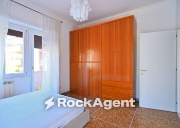 Camera da letto - Trilocale via Giovanni Alfredo Cesareo, 22, Roma - foto 11