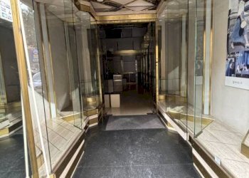 Interno non residenziale - Negozio via Appia Nuova, 109, Roma - foto 4