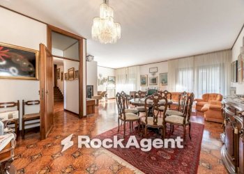 Salone - Villa via Torino, 20, Selvazzano Dentro - foto 2